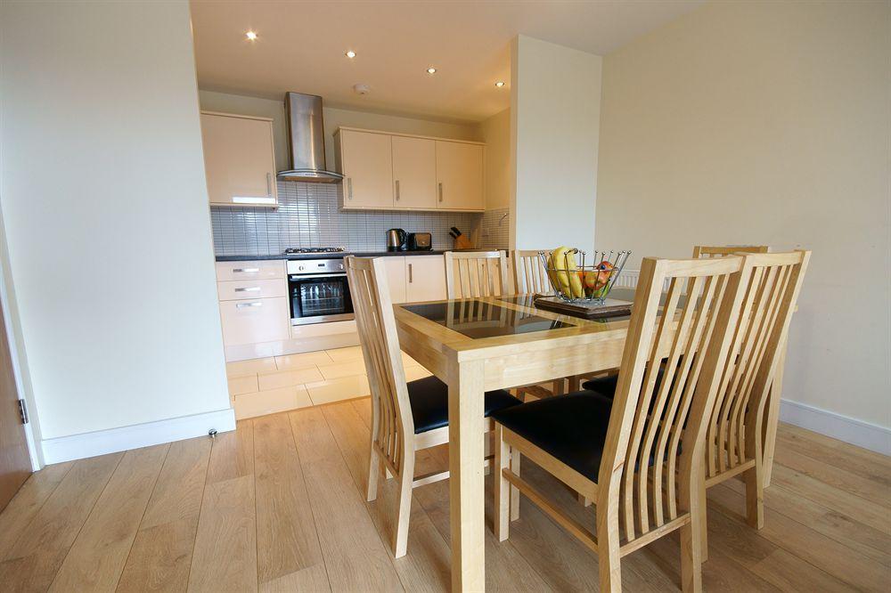 Lodge Drive Serviced Apartments Enfield Dış mekan fotoğraf